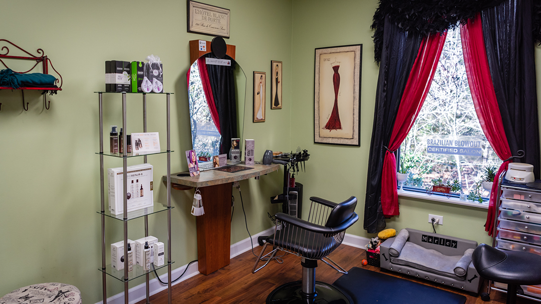 Spellbound Hair and Nail Salon nail photo 1